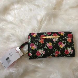 BETSEY JOHNSON floral wristlet